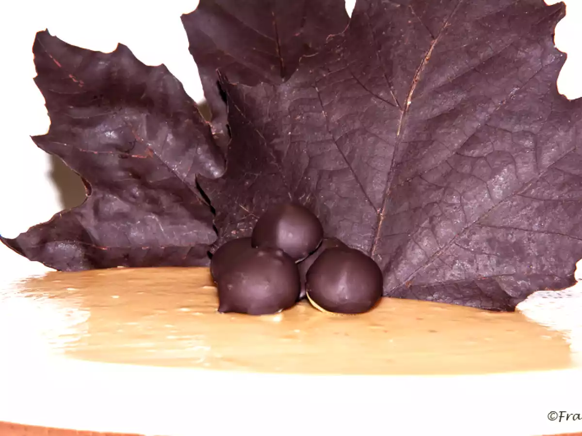 Tarta de chocolate y turrón - foto 3