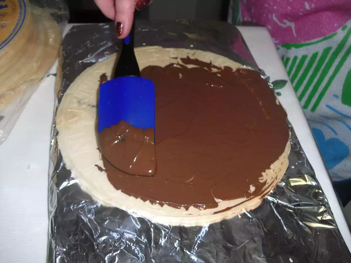 TARTA DE CREMA DE CACAO - foto 3