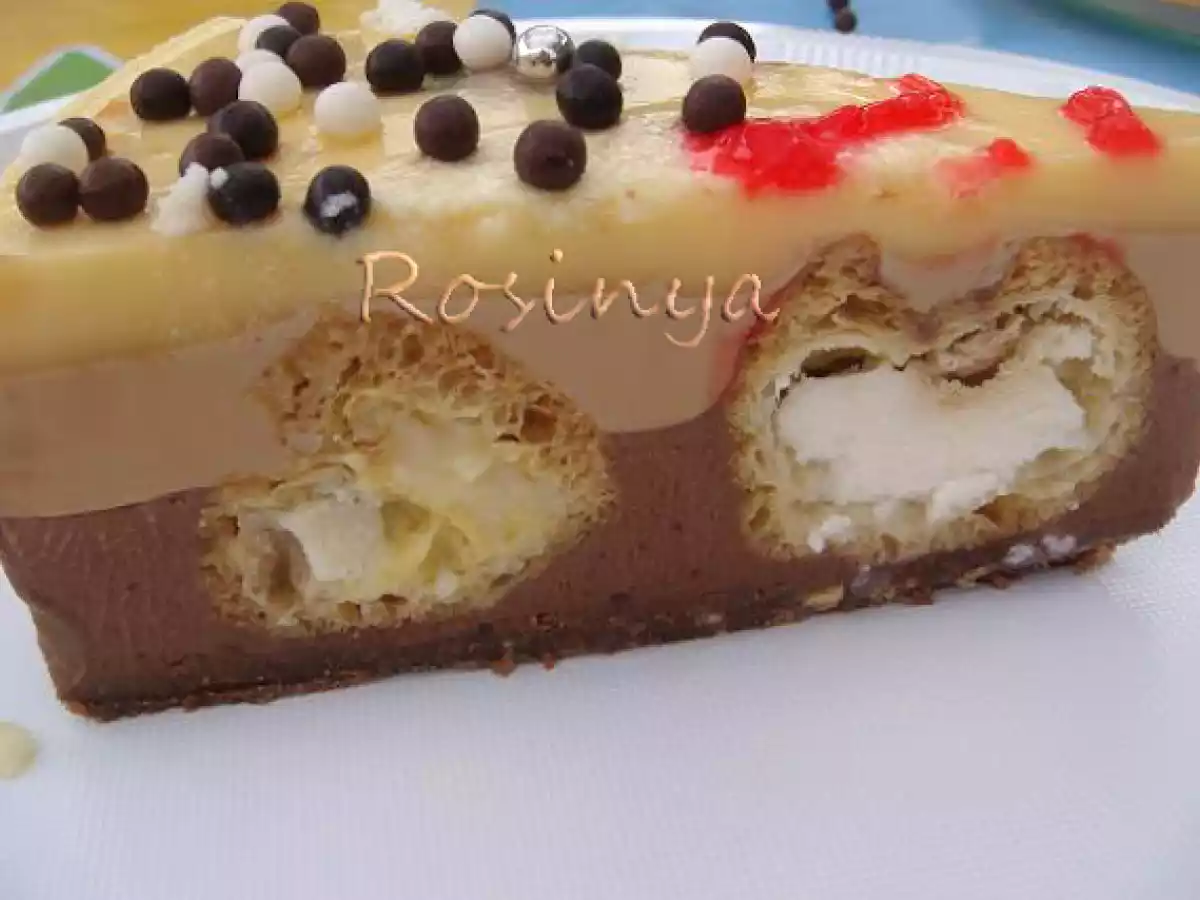 TARTA DE CUMPLEAÑOS CON PROFITEROLES