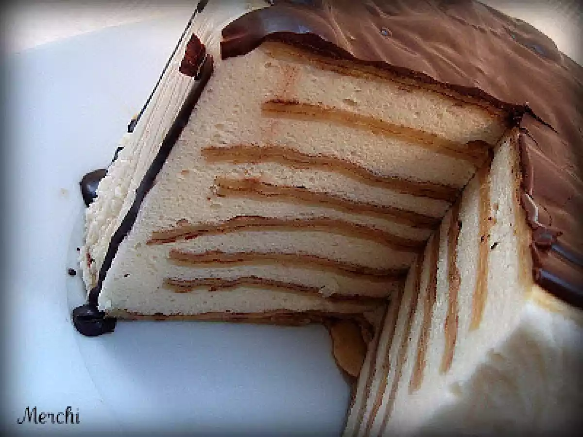 Tarta de filloas con nata y chocolate - foto 3