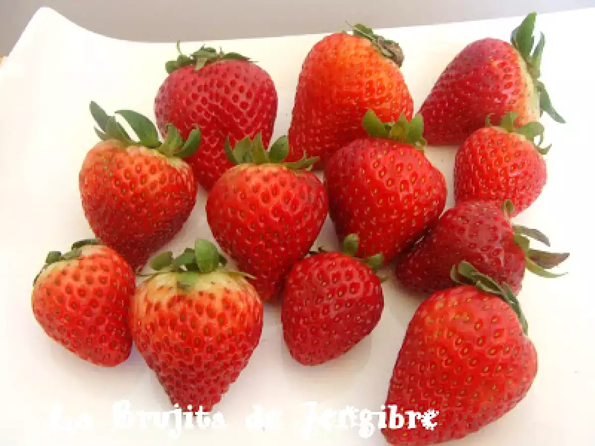 TARTA DE FRUTILLAS CON CREMA DE ALMENDRAS...UN SABOR INIGUALABLE! - foto 2