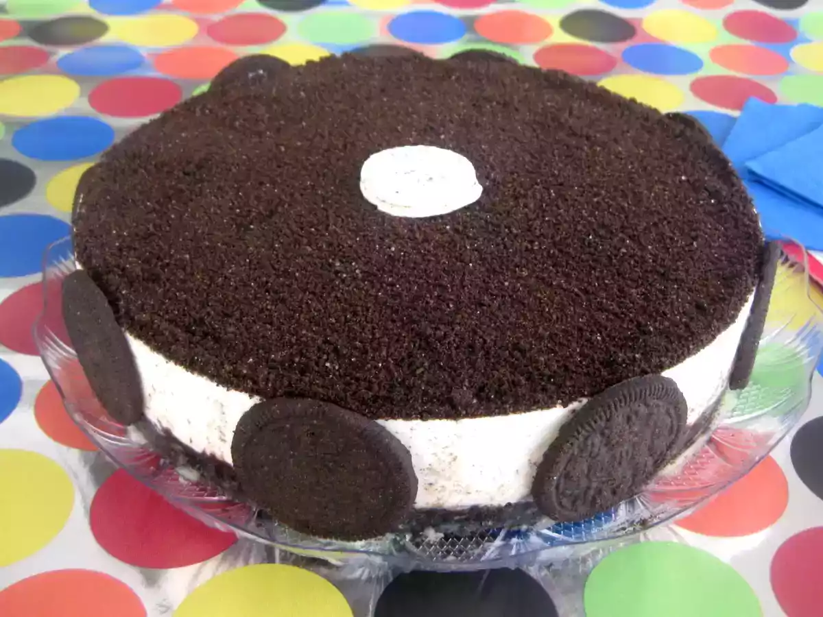 Tarta de galletas Oreo y chocolate blanco ( con y sin Thermomix)