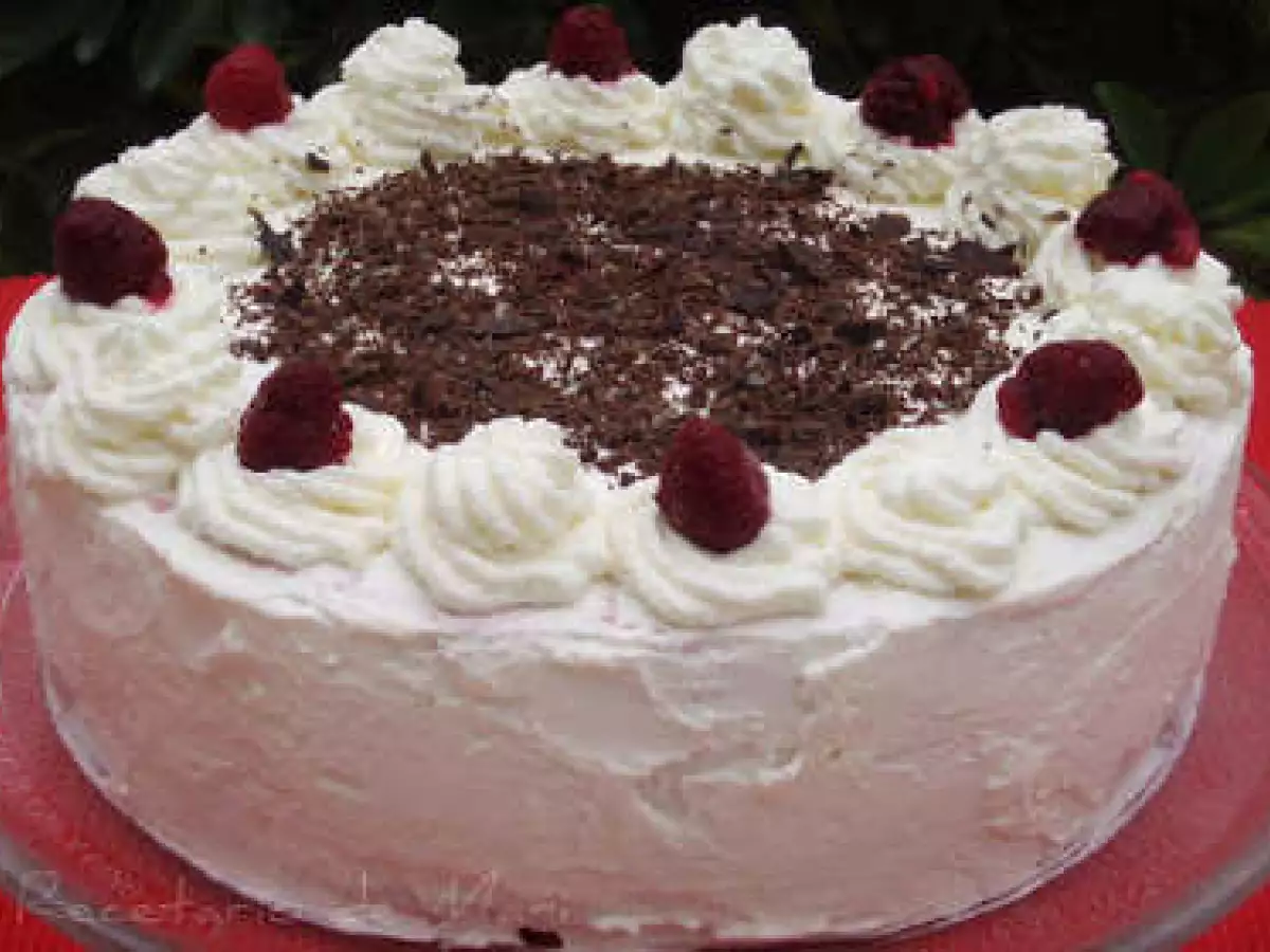 Tarta de helado de frambuesa