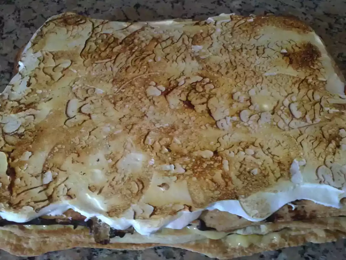 Tarta de hojaldre, crema de limon y chocolate (para 20 ó mas) - foto 3