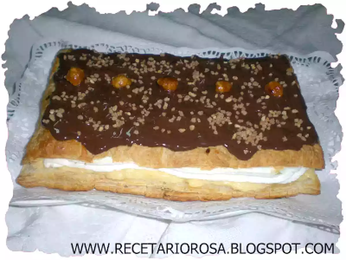 TARTA DE HOJALDRE RELLENA DE CREMA Y NATA - foto 2