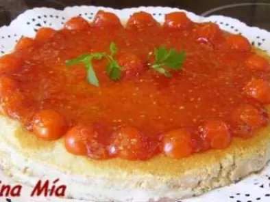 Tarta de Jamón dulce y queso con mermelada de tomates