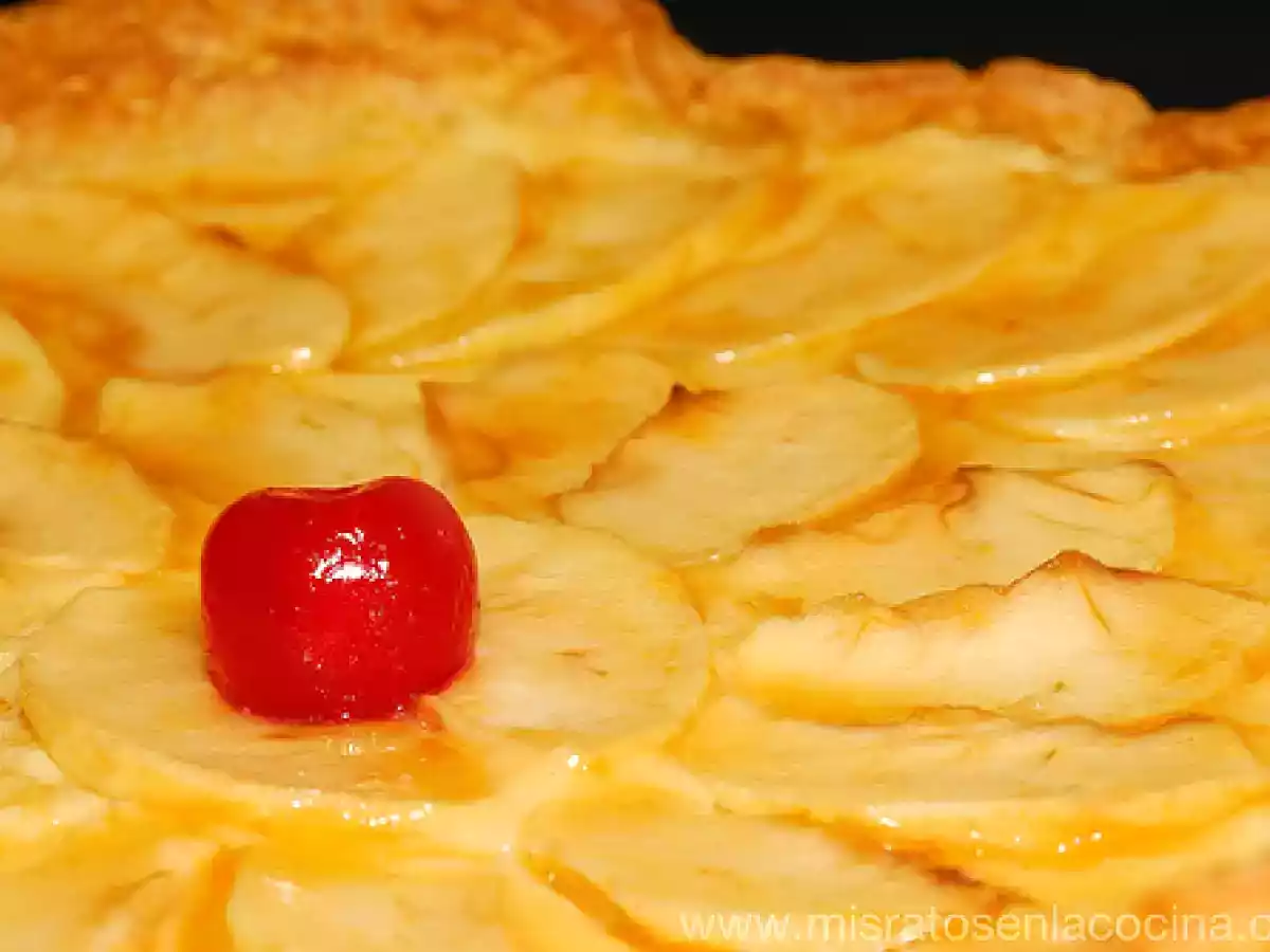 Tarta de manzana con hojaldre