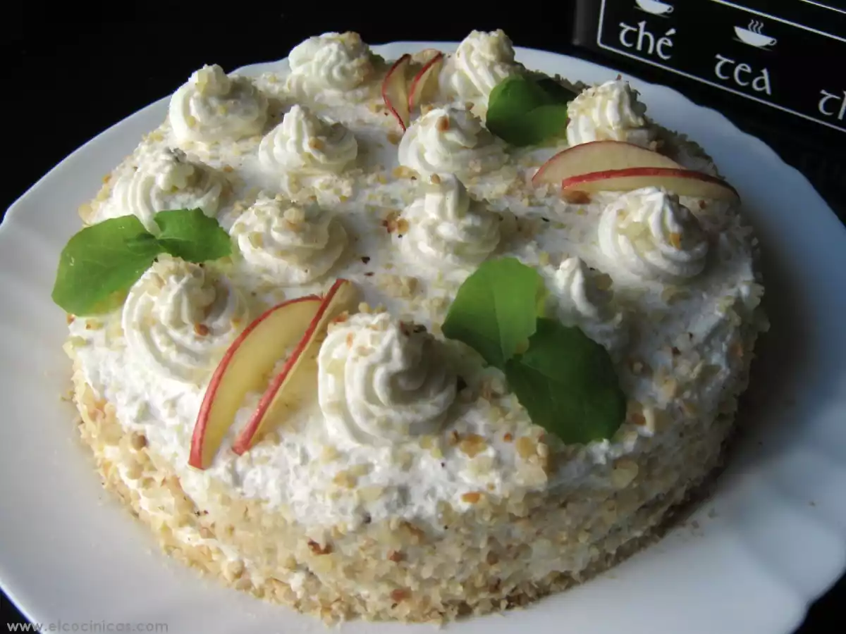 Tarta de manzana y nata