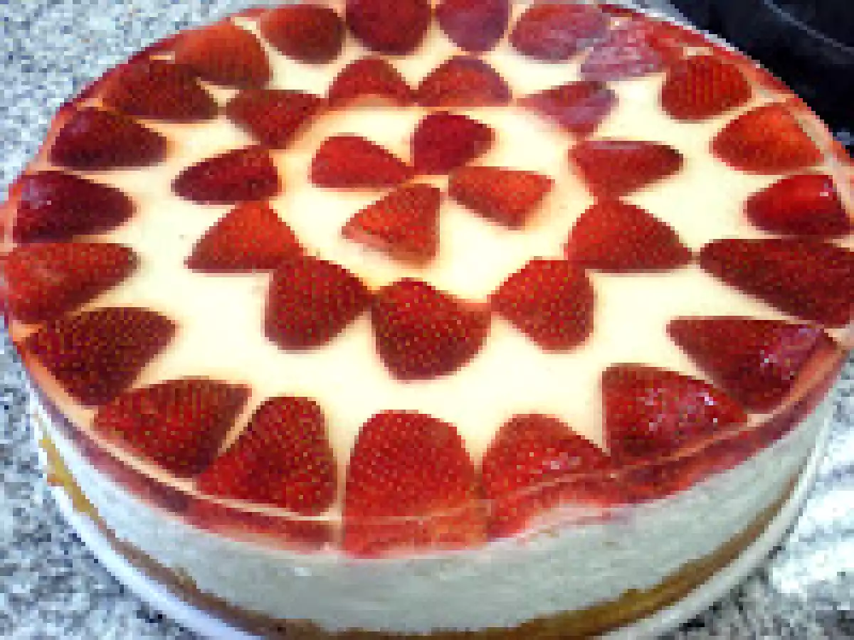 Tarta de mousse de cava con fresas en gelatina de cava. Paso a paso