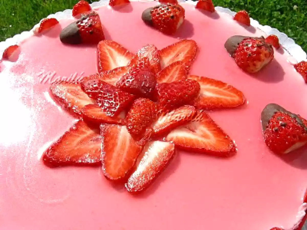 TARTA DE MOUSSE DE FRESA CON YOGUR CASA GRANDE - foto 3