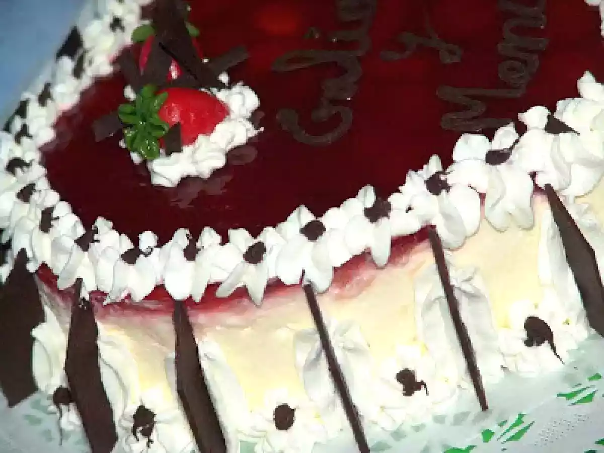 TARTA DE MOUSSE DE REQUESON CON FRESAS - foto 2