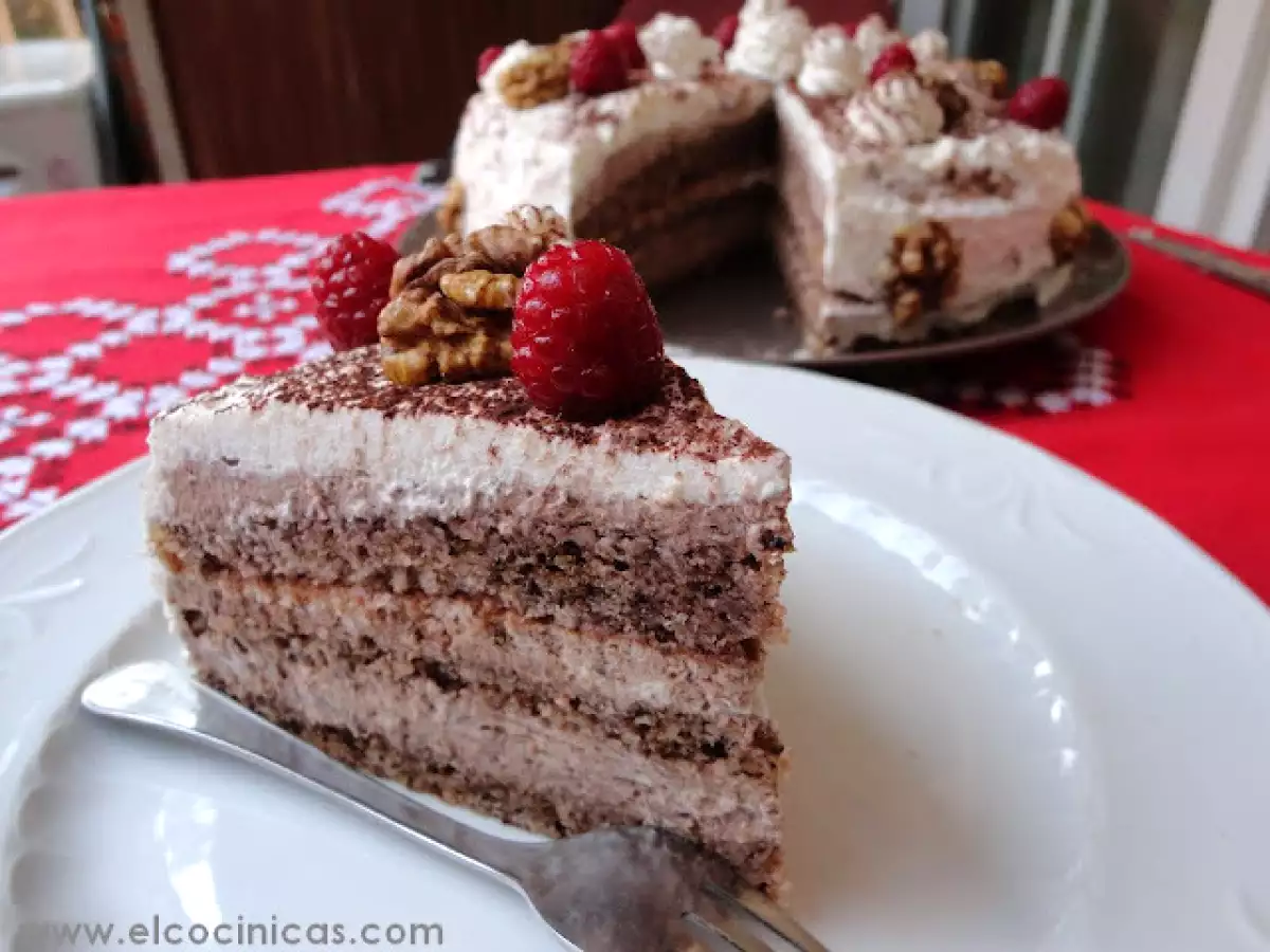 Tarta de nueces y nata - foto 2