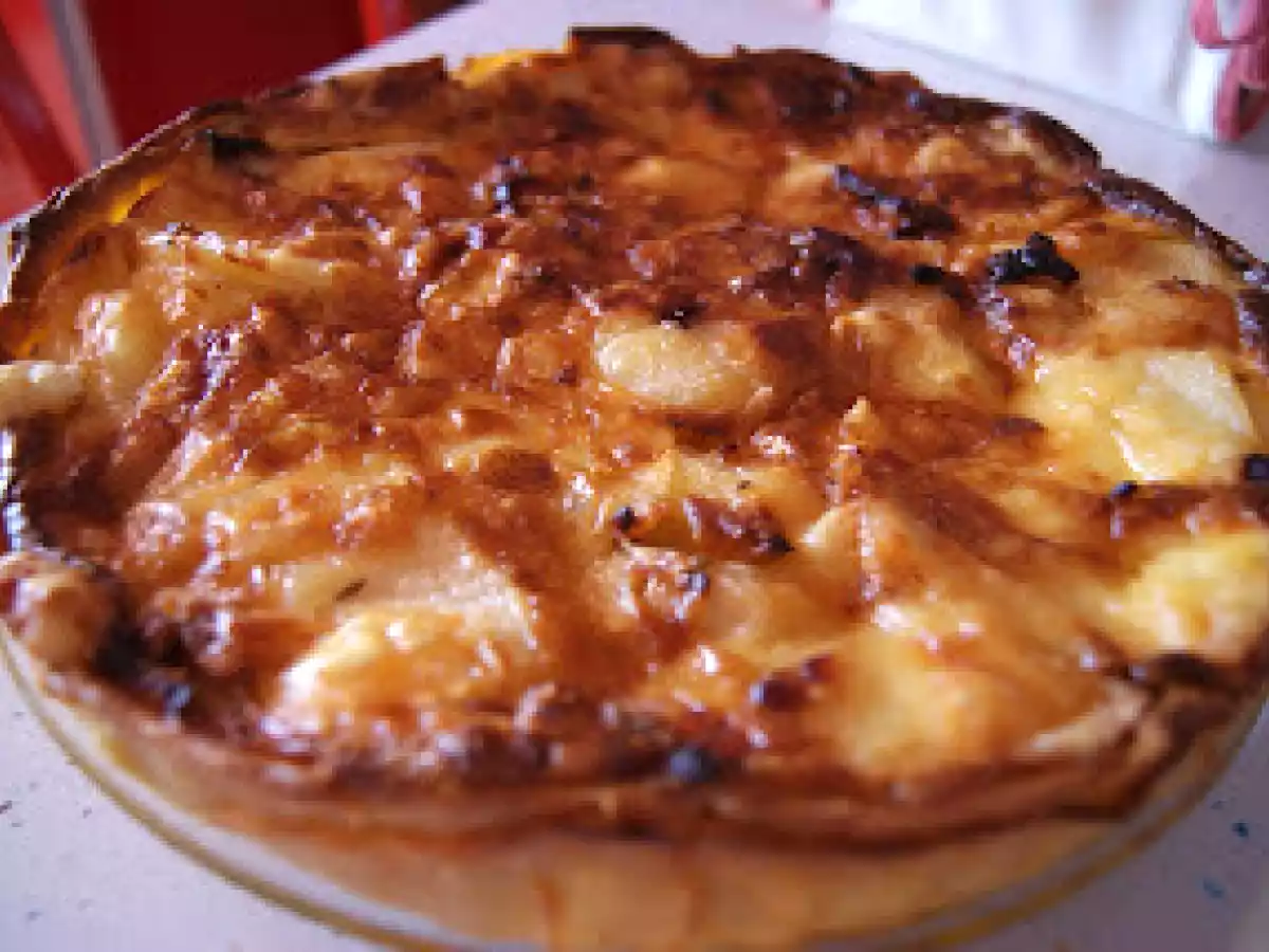 TARTA DE PATATAS Y GRUYERE