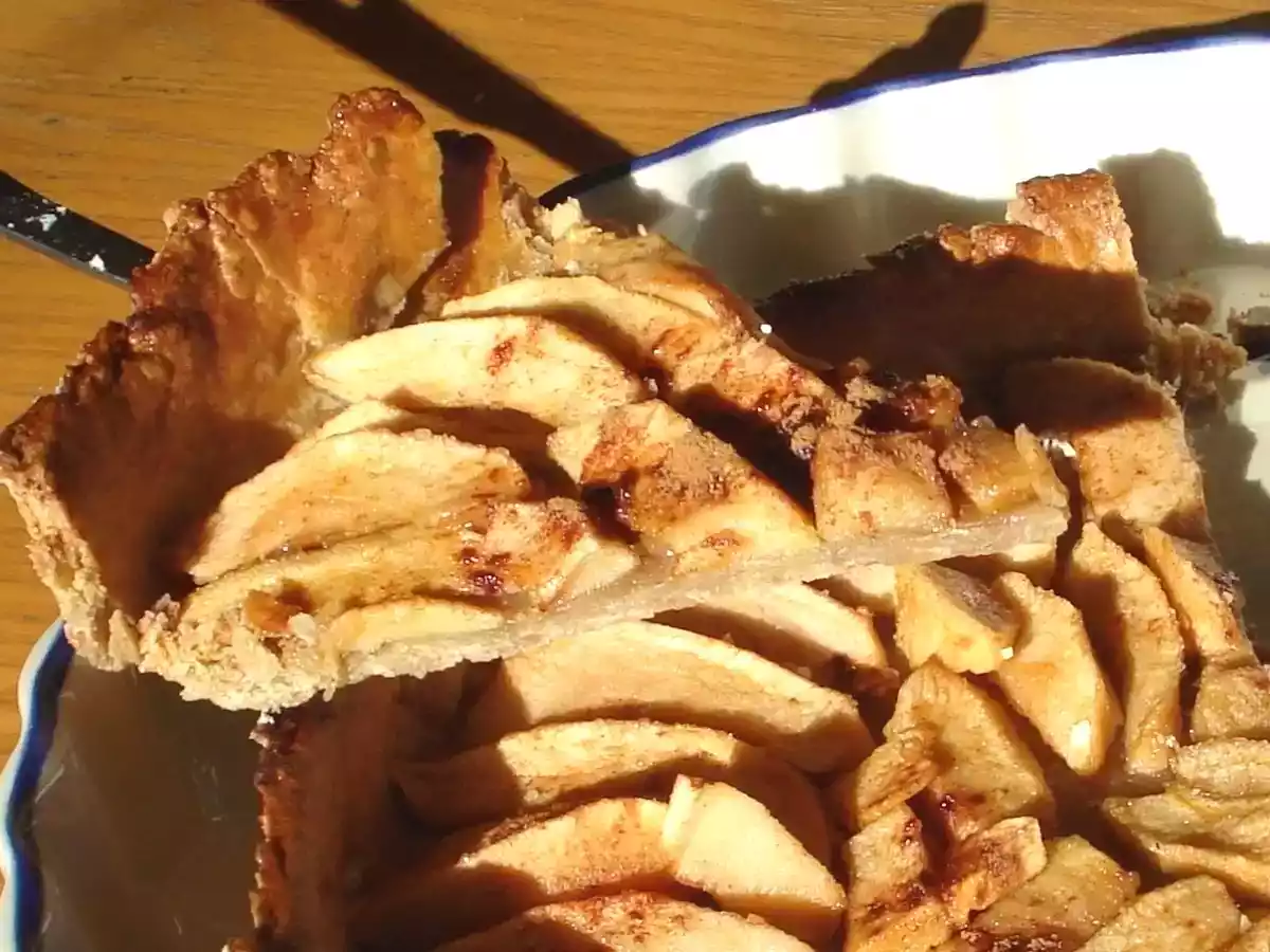 Tarta de Peros y masa quebrada con turrón