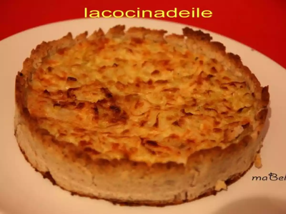 Tarta de puerros y roquefort, con masa de nuez