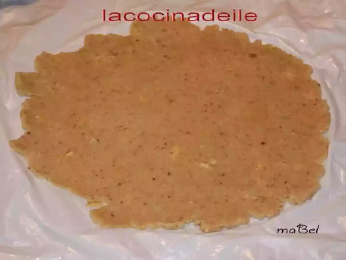 Tarta de puerros y roquefort, con masa de nuez - foto 10