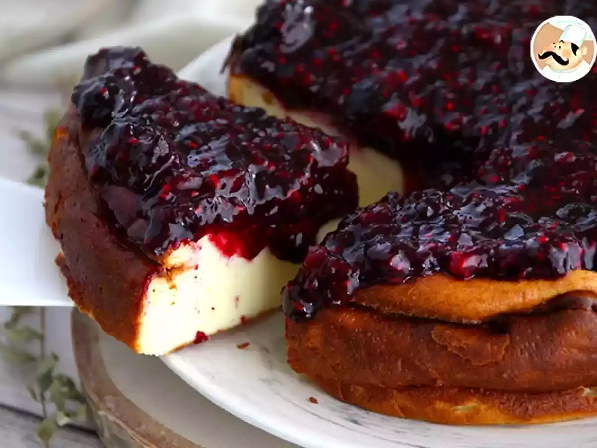 Tarta de queso de leche condensada y compota de frutos rojos - foto 2