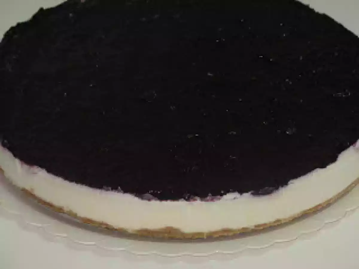 TARTA DE QUESO HELADA CON ARÁNDANOS