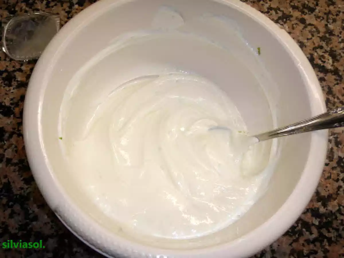 TARTA DE QUESO LIGERA CON LIMA. - foto 5