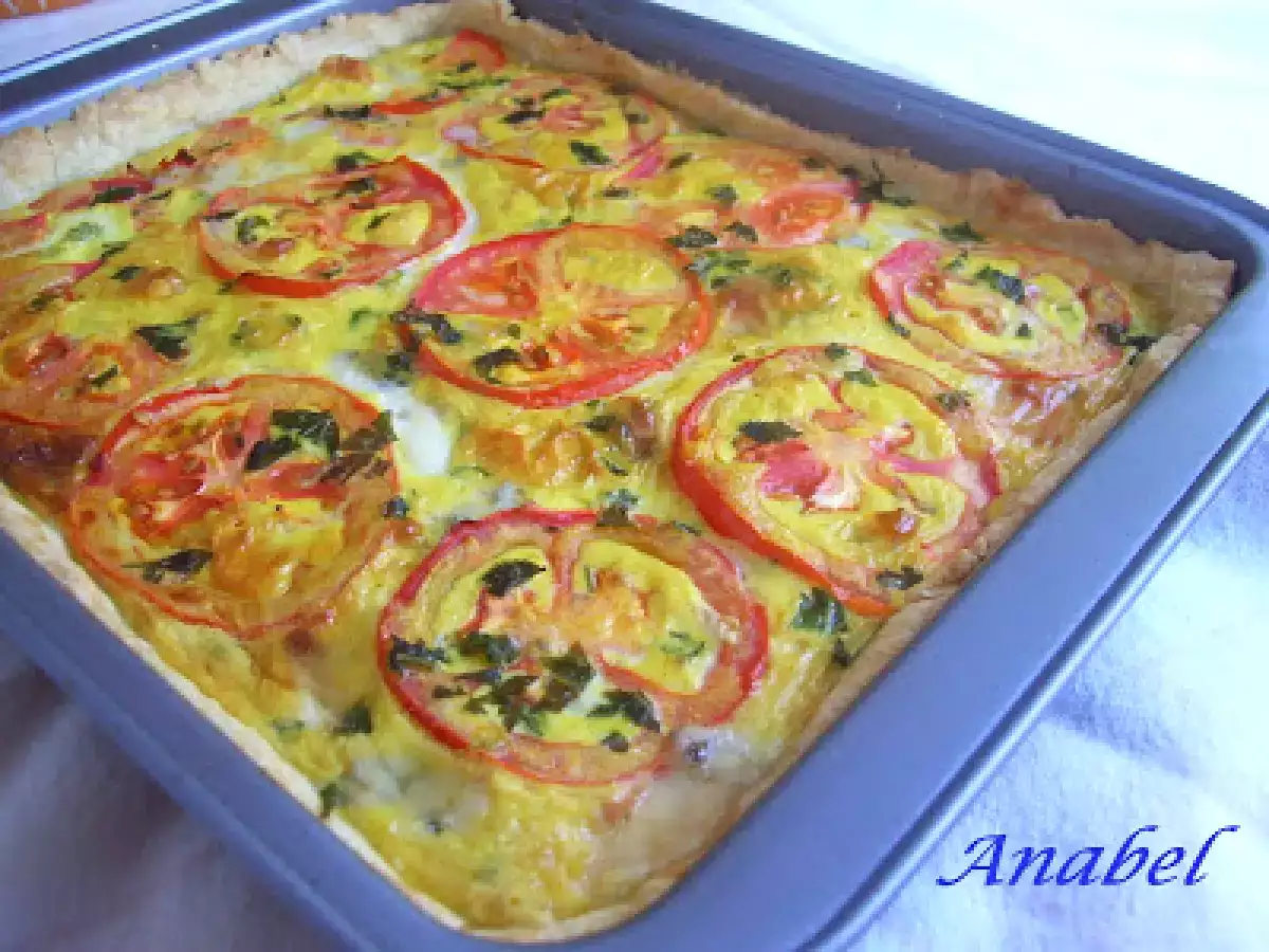 TARTA DE QUESO, TOMATE Y JAMÓN