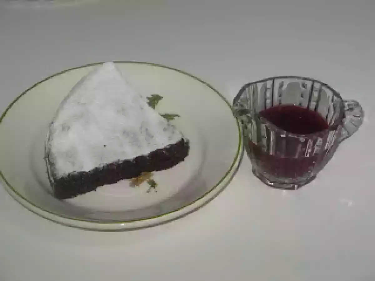 TARTA DE TRUFA Y FRAMBUESA