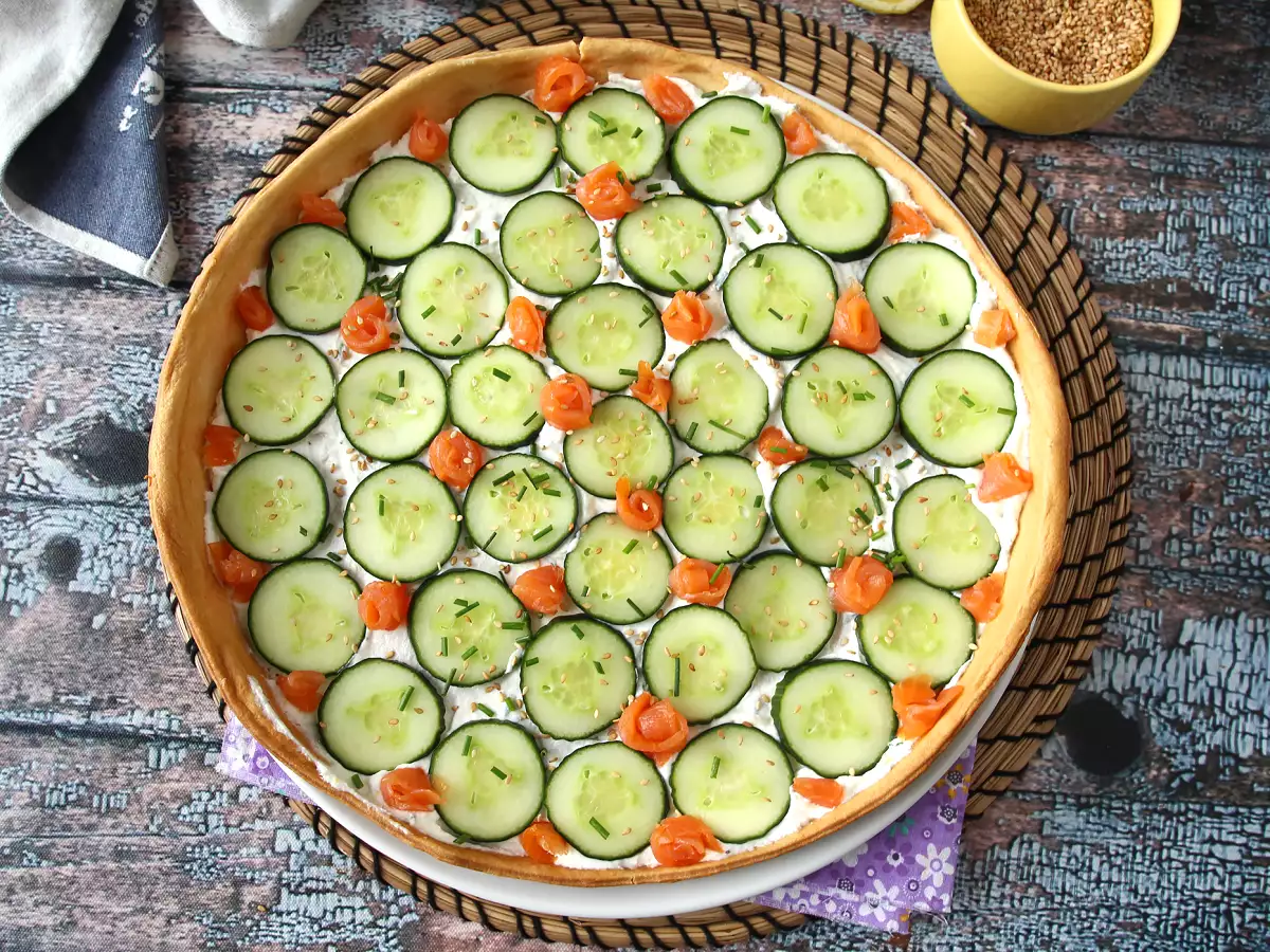 Tarta de verano con ricotta, pepino y salmón ahumado - foto 4