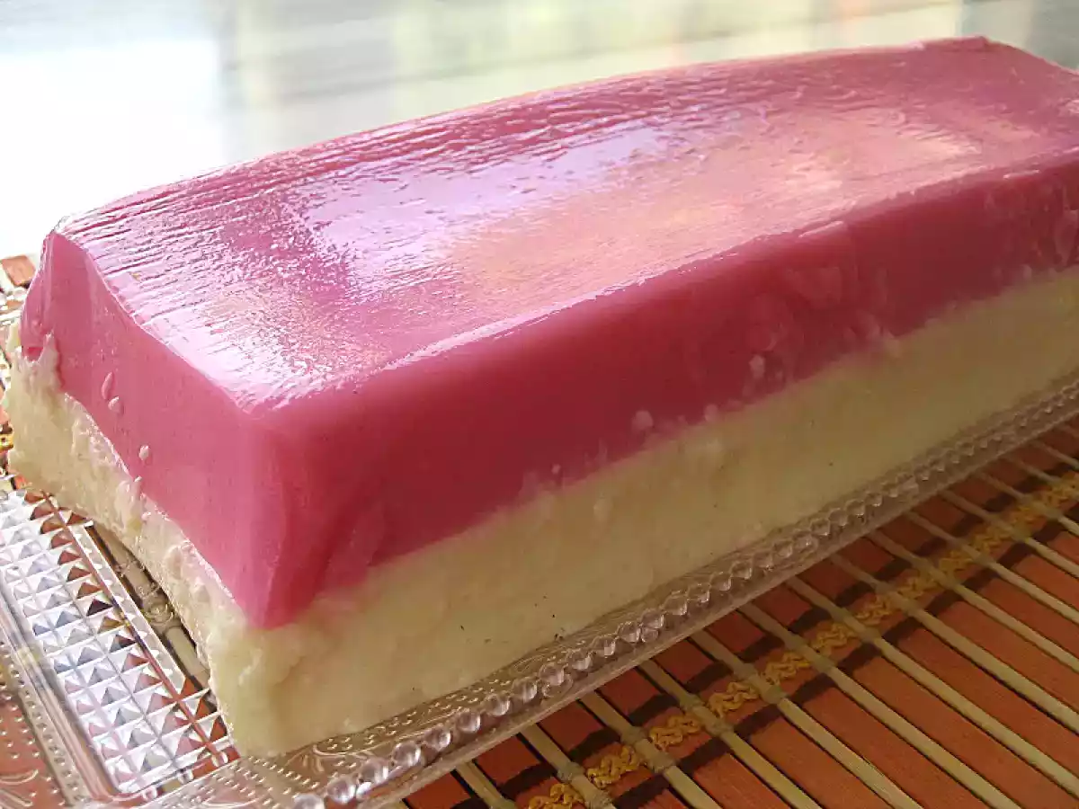 Tarta de yogur con fresa