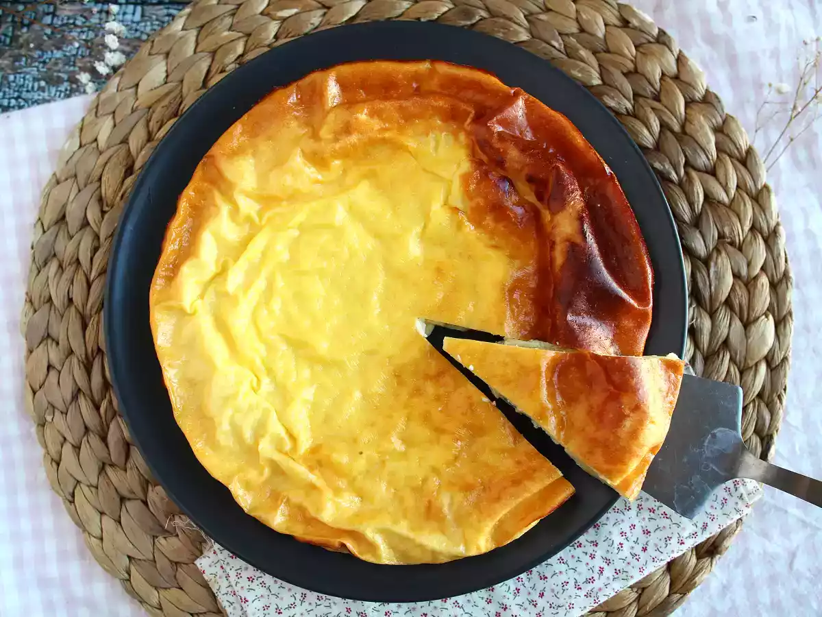 Tarta de yogur rápida, fácil y con sólo 3 ingredientes - foto 4