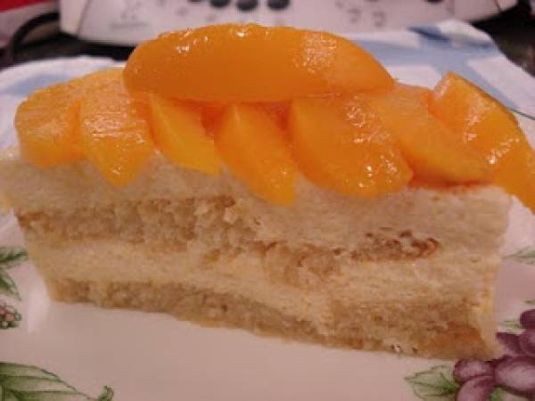 Tarta fría de melocotón