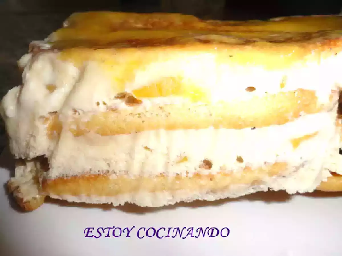 Tarta helada de melocotón