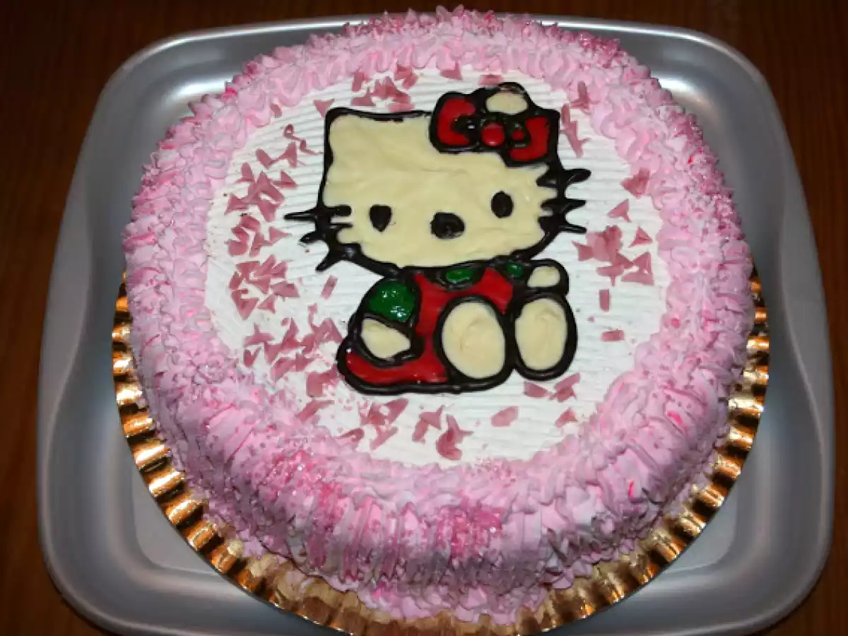 Tarta hello kitty chocolate coloreado