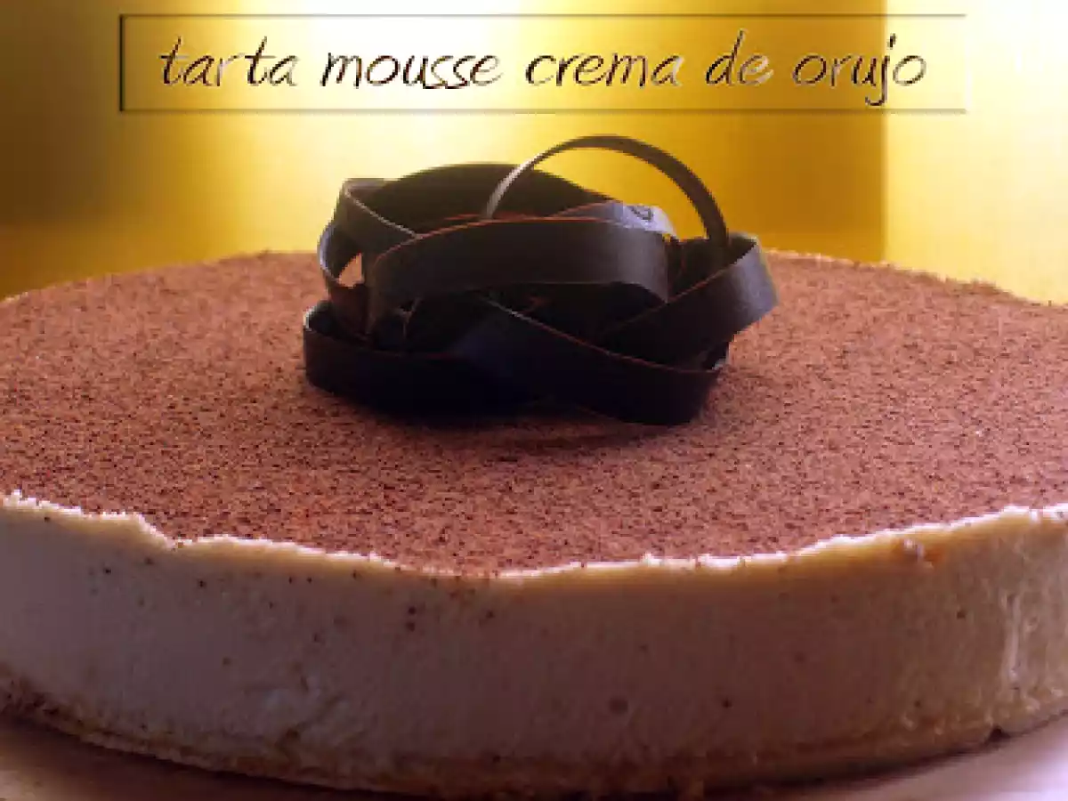 Tarta mousse crema de orujo