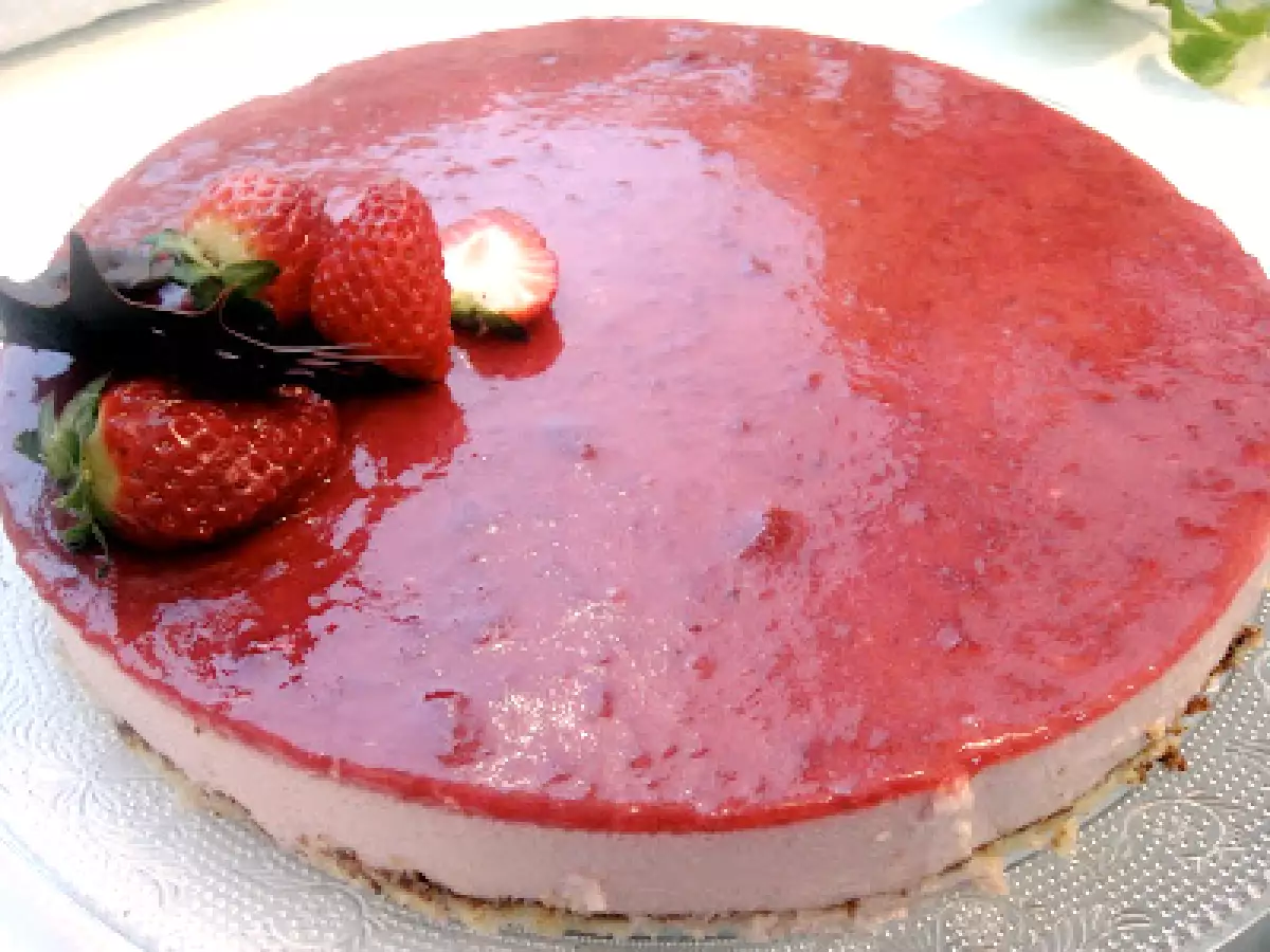Tarta mousse de fresas - foto 2