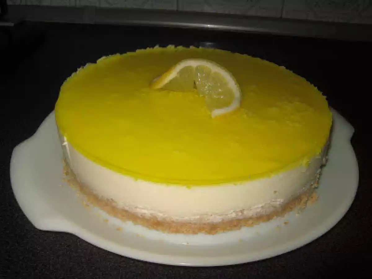 Tarta mousse de limón