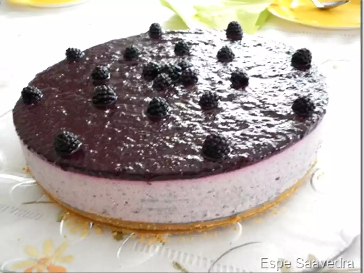 Tarta mousse de mora