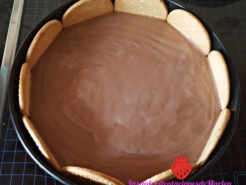 Tarta mousse de natillas de chocolate y fresa - foto 3