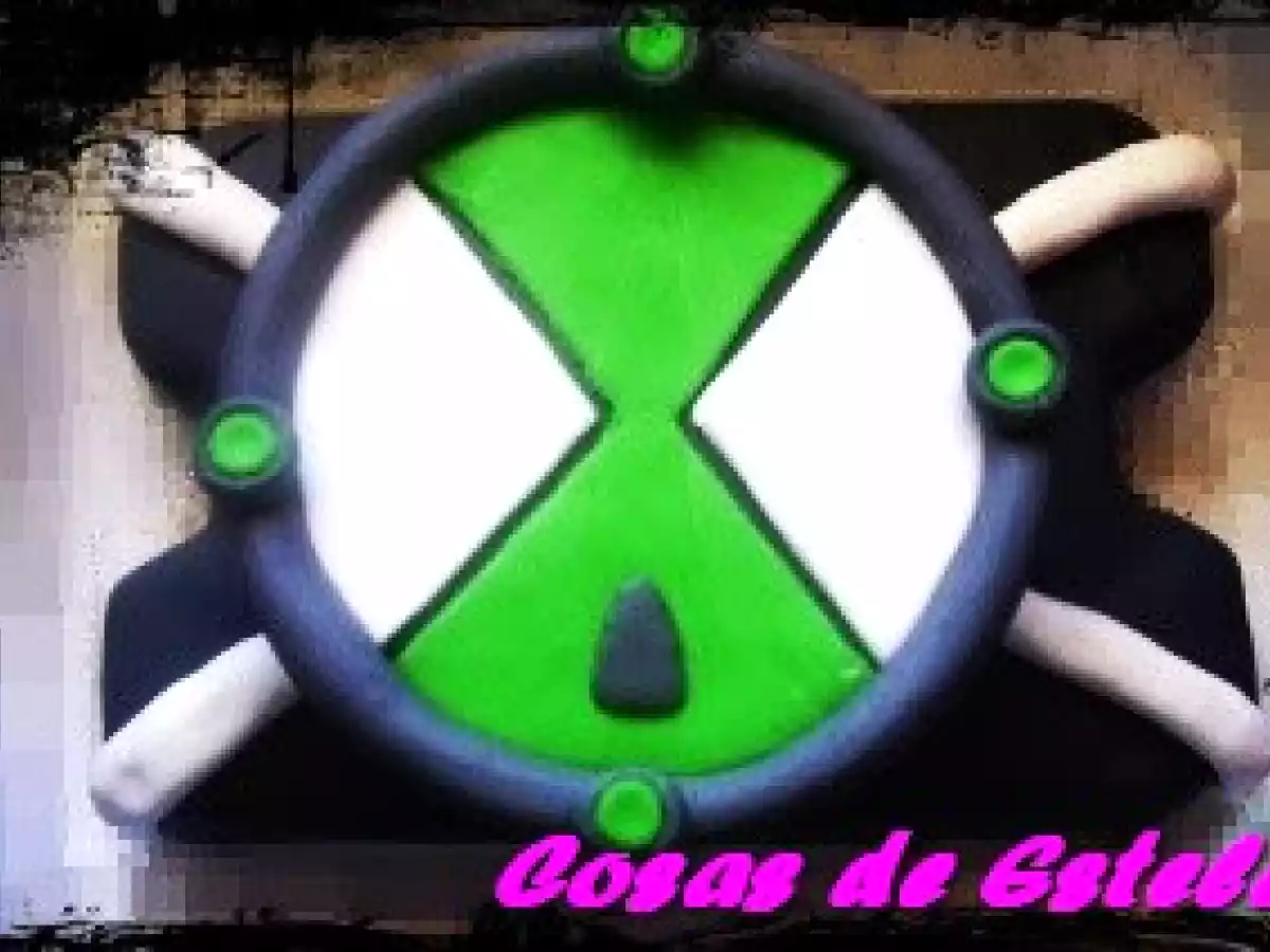 Tarta omnitrix Ben10 con fondant