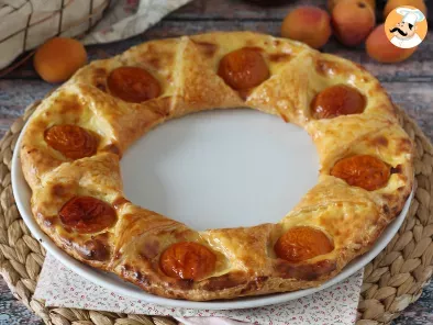 Tarta oranais - Hojaldre, crema pastelera y albaricoques