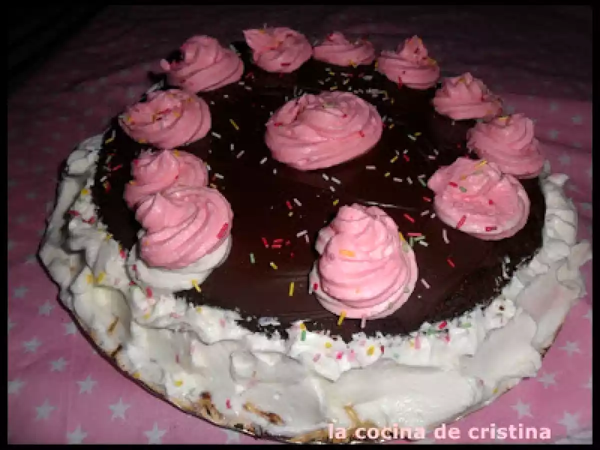 TARTA PARA CUMPLEAÑOS MAMÁ