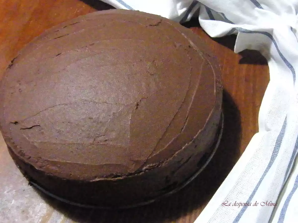 Tarta rellena de Chocolate