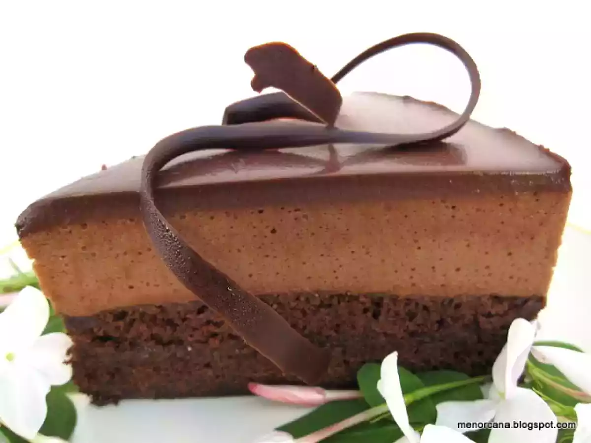 Tarta sacher con mousse de nocilla - foto 2