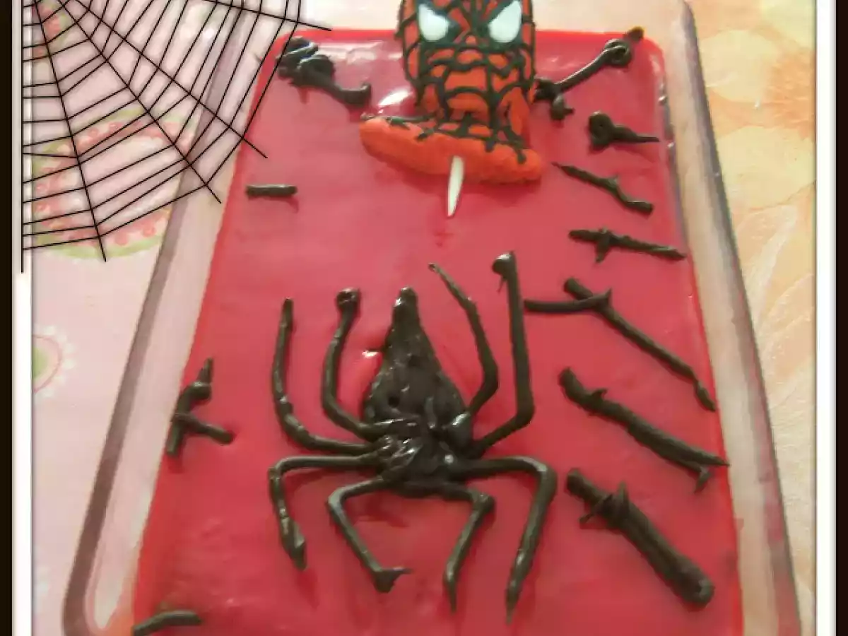 Tarta Spiderman de galletas.