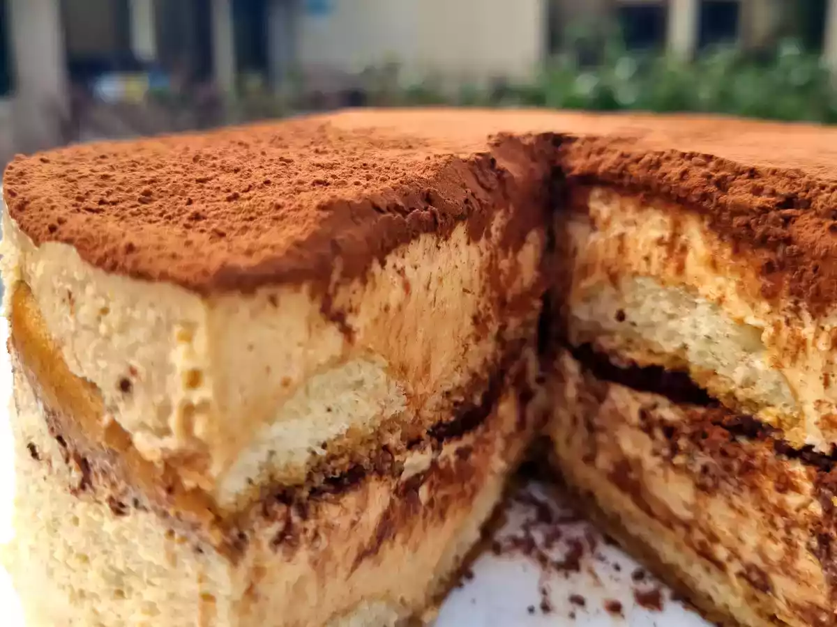 Tarta tiramisú de turrón - foto 3
