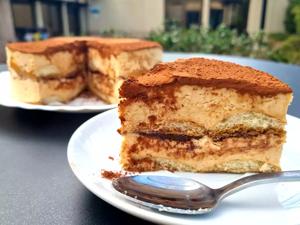Tarta tiramisú de turrón - foto 4
