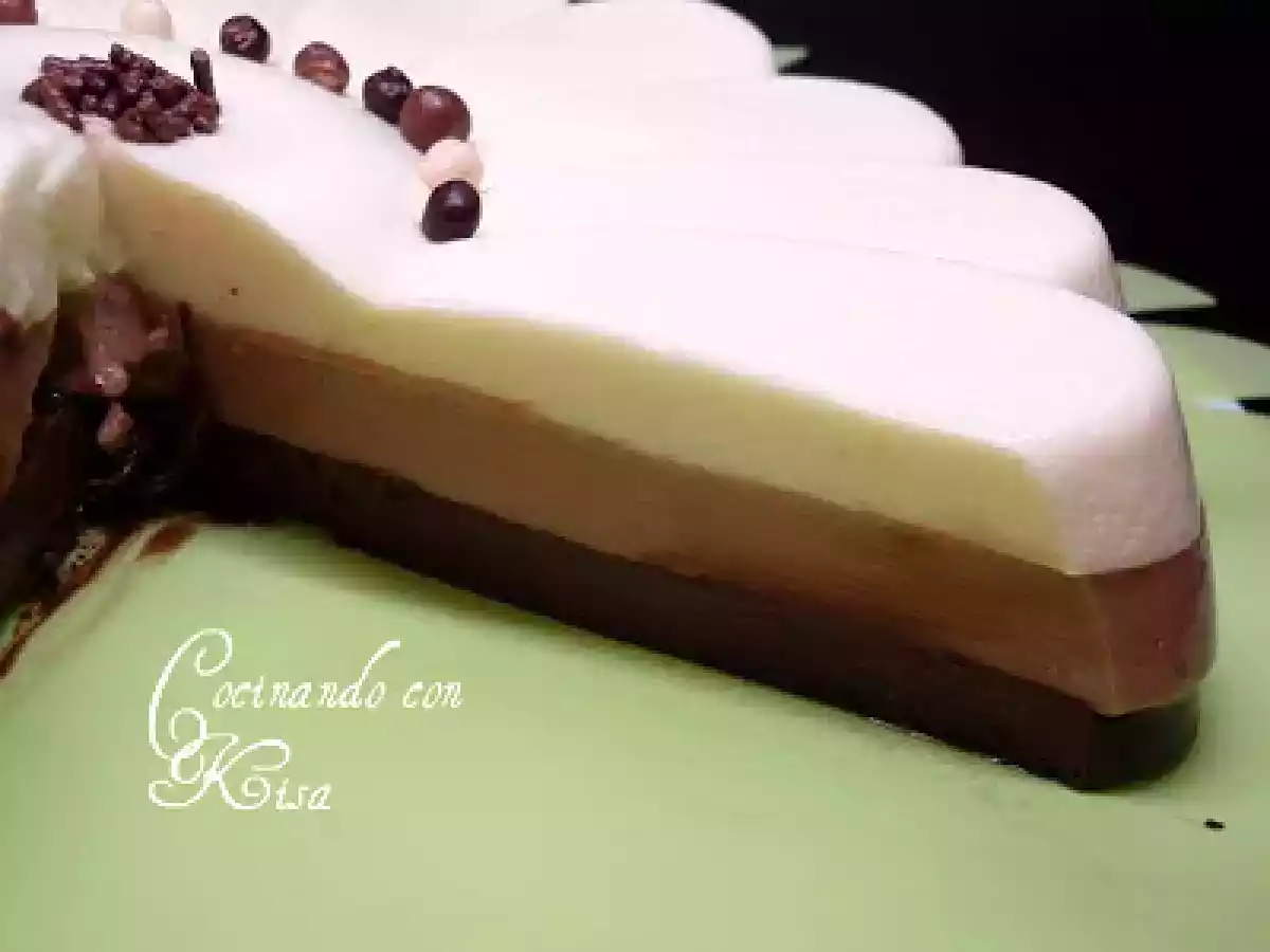 Tarta tres chocolates en Molde de Silicona (thermomix) - foto 3