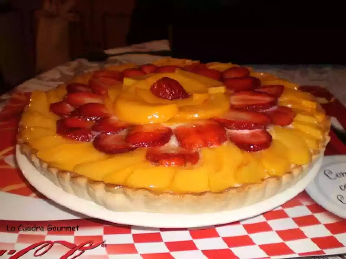 Tartaleta de Melocotones y fresas - foto 2