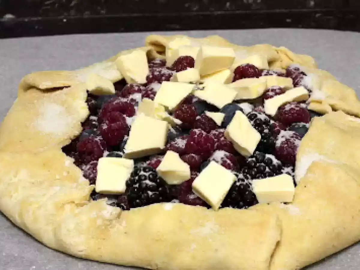 Tartaleta rústica de frutos del bosque