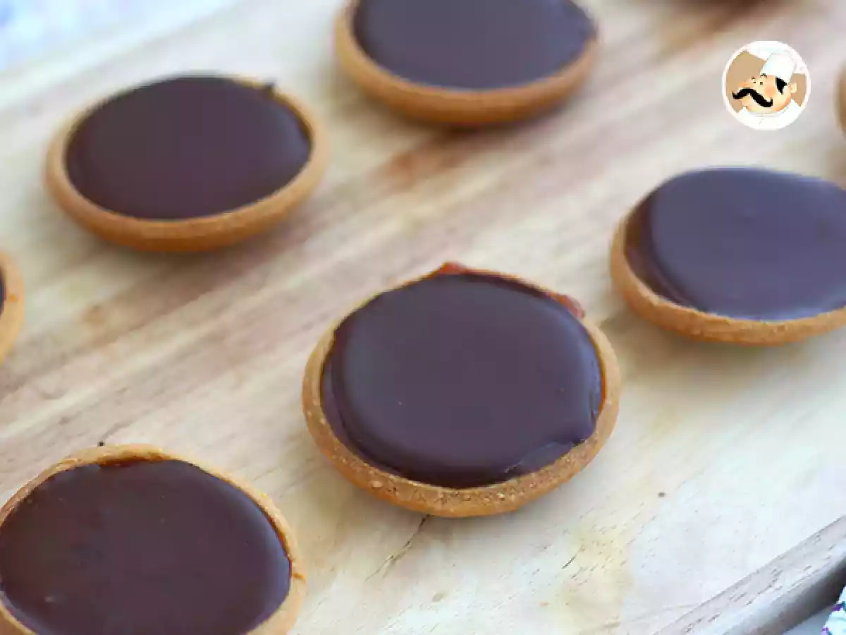 Tartaletas de caramelo y chocolate