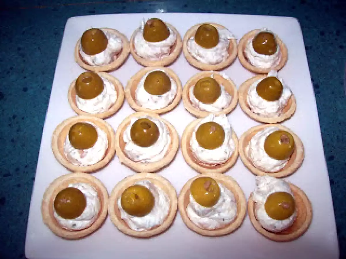 Tartaletas de crema de atún