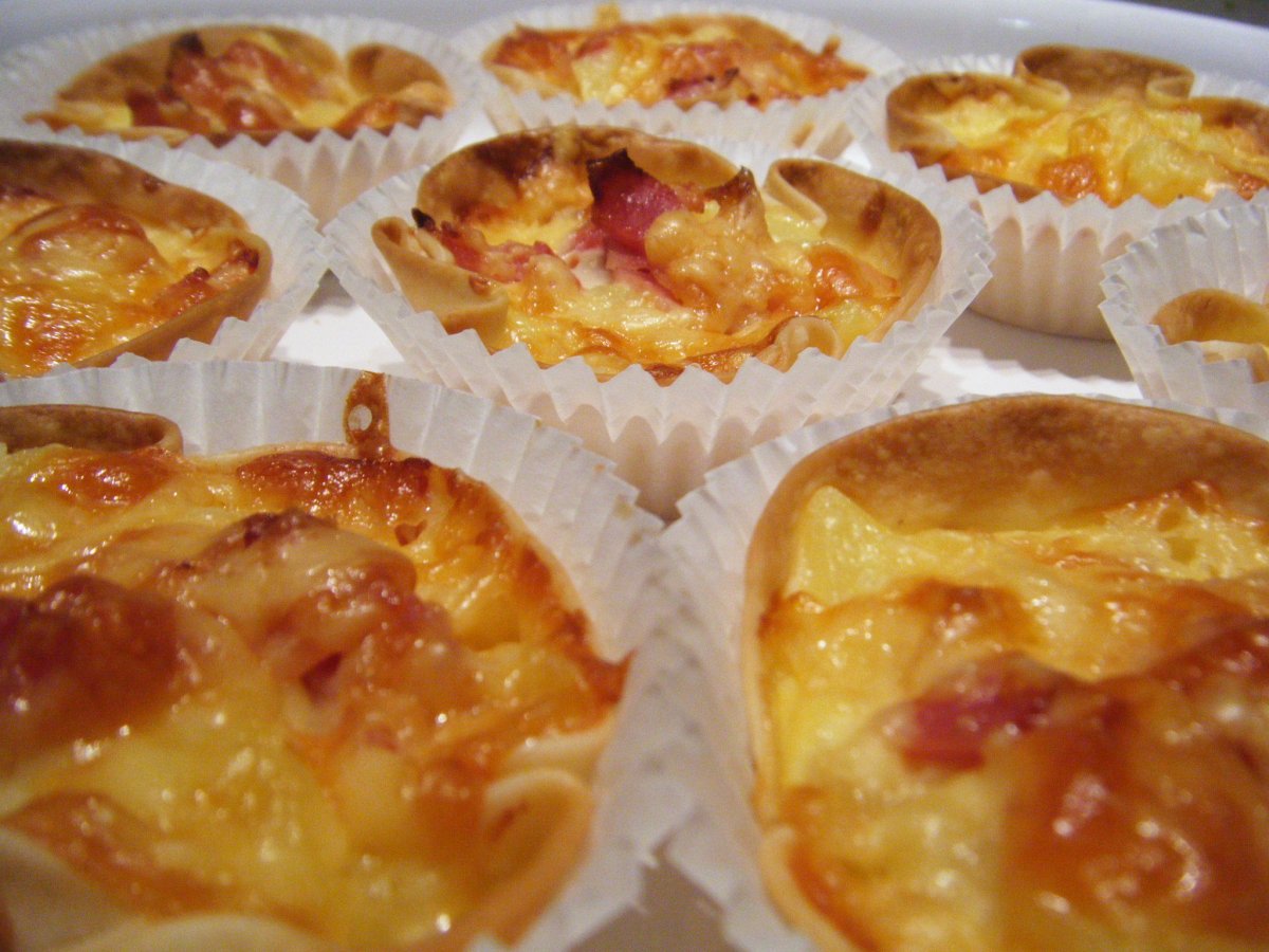 Tartaletas de tortilla con bacon y queso Receta Petitchef